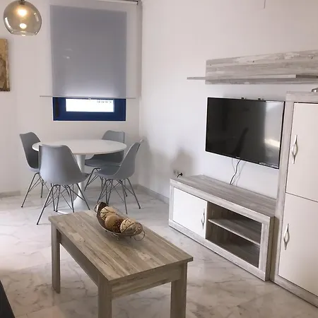 Salinas Homes شقة