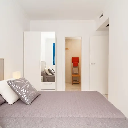 Salinas Homes Exclusive Apartment
