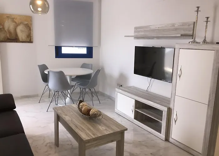 Salinas Homes شقة